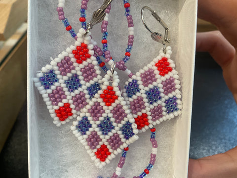 Diamond earrings with pendant