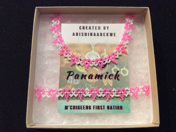 Linked hearts necklace and bracelet set